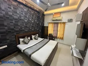 Hotel Lake view - Image 4