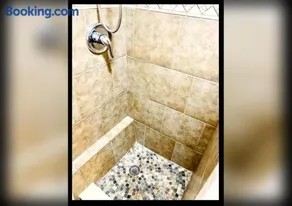Private Guest Suite Near Hard Rock, Airport & Cruise Port - Image 3