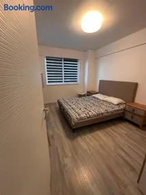 Two-room apartment - Image 1