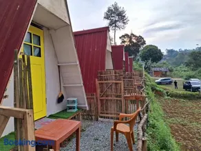 Aubrey Villa Ciwidey - Image 4
