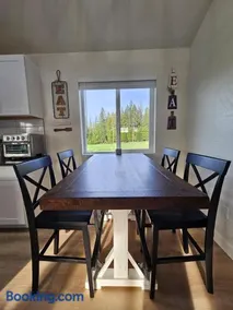 Little White Farmhouse Haven - Image 1