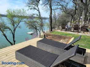 Lakefront Home with Hot Tub and Private Dock - Image 3
