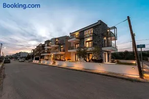 Hasi Suites Three Bedroom Duplex - Image 2