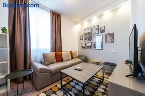 Charming & Cozy 1BR Flat in the Heart of Bucharest - Image 2