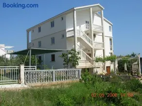 Apartments Dodik - Image 1