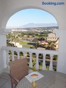 Luxury apartment in central Almerimar with Free Secure Parking - Image 1