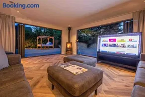 Casa357 - Image 2
