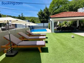 Kameni dvori - Family Villa with Pool & Jacuzzi for 8 - Image 1