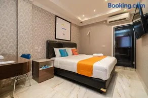 Sans Hotel Beauty Palembang - Image 1