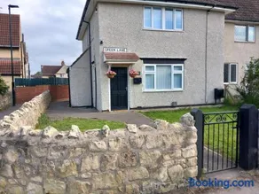 Beautiful and Cosy 3 beds home for 6 guests near Doncaster Racecourse - Image 4