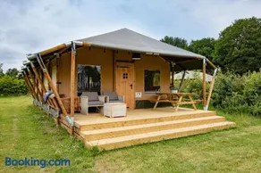Luxe Lodge Tent - Image 1
