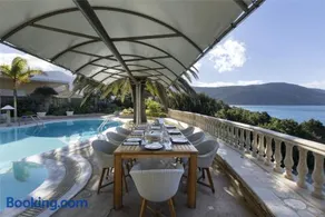 Villa Visanty with Private Pool & Access to Beach - Image 3