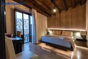 Gratteri Resort - Image 2