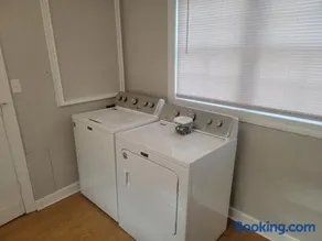 Waterfront, dock, Hot tub, kayaks, King Bedroom with amazing views, RELAXATION, 2 miles to the beach - Image 2