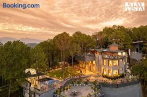 StayVista at Altiora Kasauli with Outdoor Pool & Lawn - Image 1
