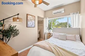 Modern Cozy Stay w Outdoor Patio & Grill - Image 2