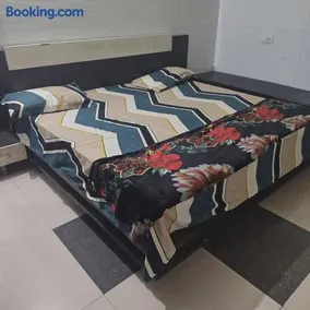 Chobisi hotel - Image 4