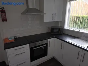 York Villa 7 Normanby Road - Image 5