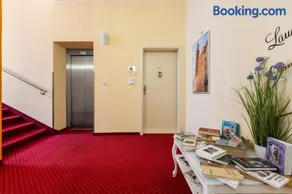 Apartments Verona Karlovy Vary - Image 1