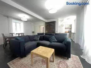 Comfortable lakeside house in Donegal Gealtacht - Image 1