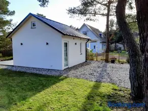 Tiny house for four 200 m from beautiful white sandy beach and 20 min from Malmö - with internet, Netflix and parking included - Image 1