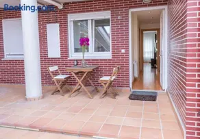 Apartamento Ria de Boo, Con patio privado - Image 1