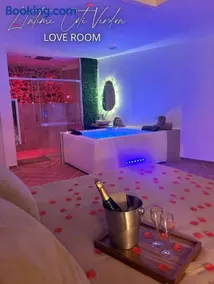 L'Intime Côté Verdon Love Room Balneo & Terrace - Image 3