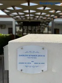 Endless Summer House - Image 1