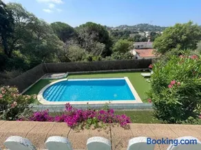 Mediterranean Peaceful Getaway - Image 1