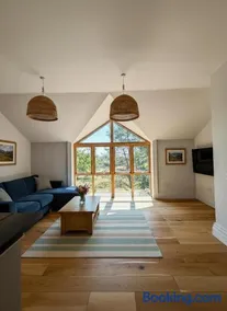 Cymyran Terrace - Image 1