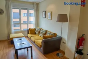 Acogedor Apartamento en Oviedo Frente al HUCA - Image 4