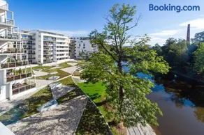Riverside Apartments - Image 2