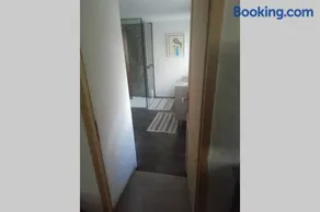 petite maison de ville toute équipée - Image 1