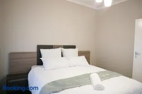 Israella Home - Image 2