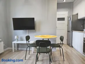 Urban Jungle - Grey Apartment - Image 3