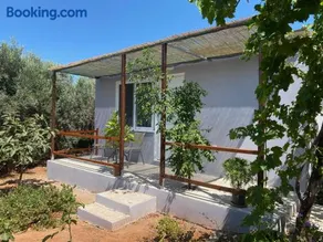 Vine Veranda - Image 1