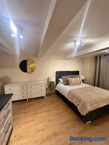 Hope House King Studio Maidstone - Image 3