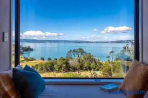 Woodside Bay Cottage, Woodside Bay - Be My Guest Waiheke - Image 2