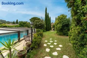 Villa 'Le Colombier - Cambalala' avec vue sur les montagnes, piscine privée et Wi-Fi - Image 1