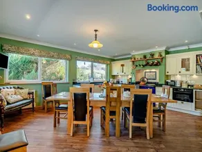 5 Bed in Grange-over-sands oc-95876 - Image 3