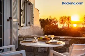 Olea Suite by the sea - Image 1