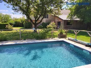 Maison en pierre avec jardin et piscine privée 8 personnes - Image 1