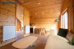 The Crossings Inn, Eco-friendly cabin in the Cumbrian countryside with heating and hot water - Image 2
