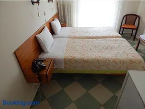 Lito Hotel - Image 4