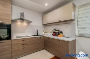 Aura Apartment - Image 1