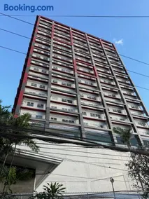 Modern and Stylish Near at Cebu IT Park with City View - Image 2