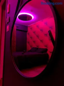 Love room avec jacuzzi privé - Image 2