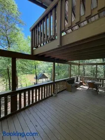 River Bungalow - Image 5