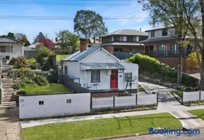 Antique Retreat - Image 1