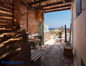 Naiada Home with Sea View - Image 1